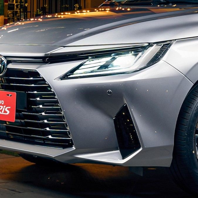 yaris-sedan_exterior1.jpg