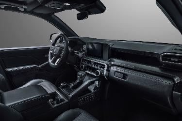 4RUNNER_int4.jpg