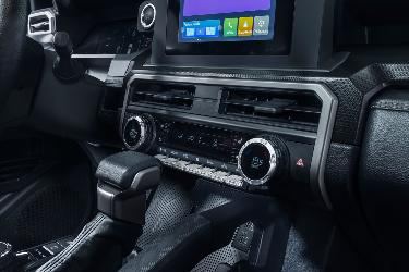 4RUNNER_int12.jpg