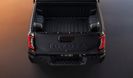 2026-hilux-bev-toyota-1.jpeg