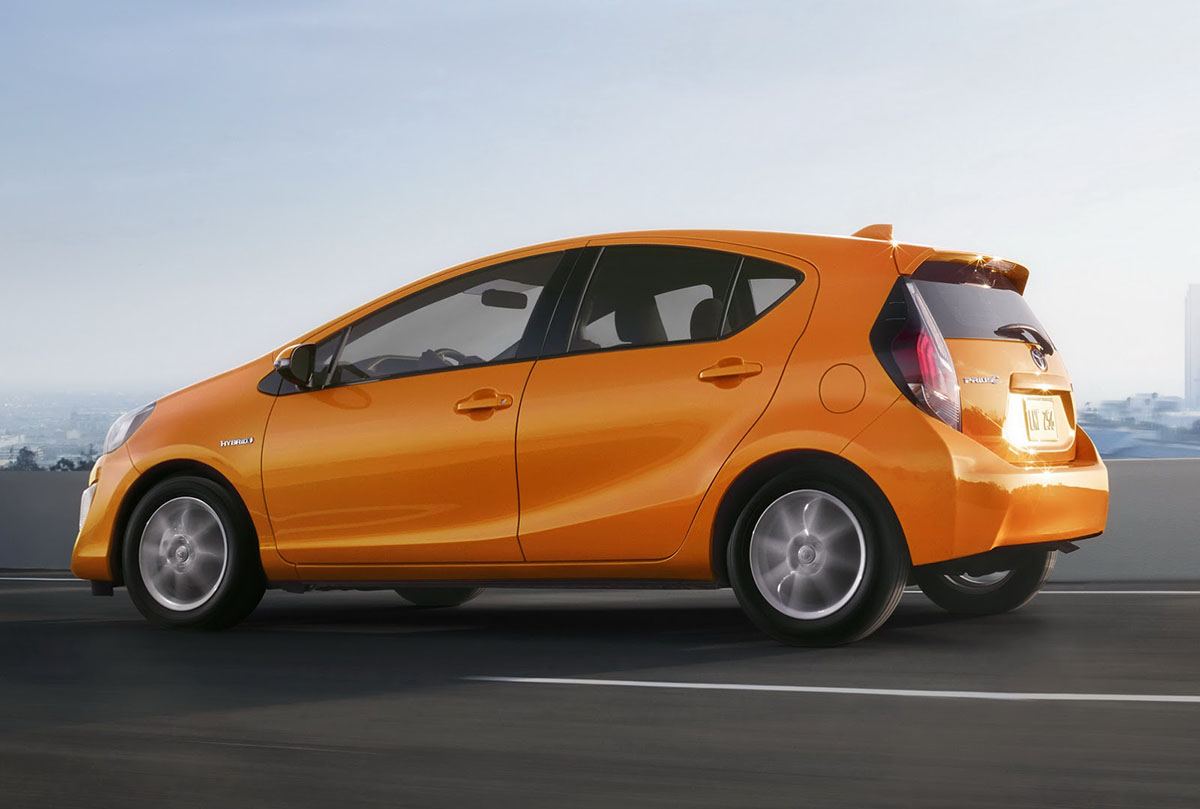 2015 Toyota Prius C awor na un prijs special Afl.49,500